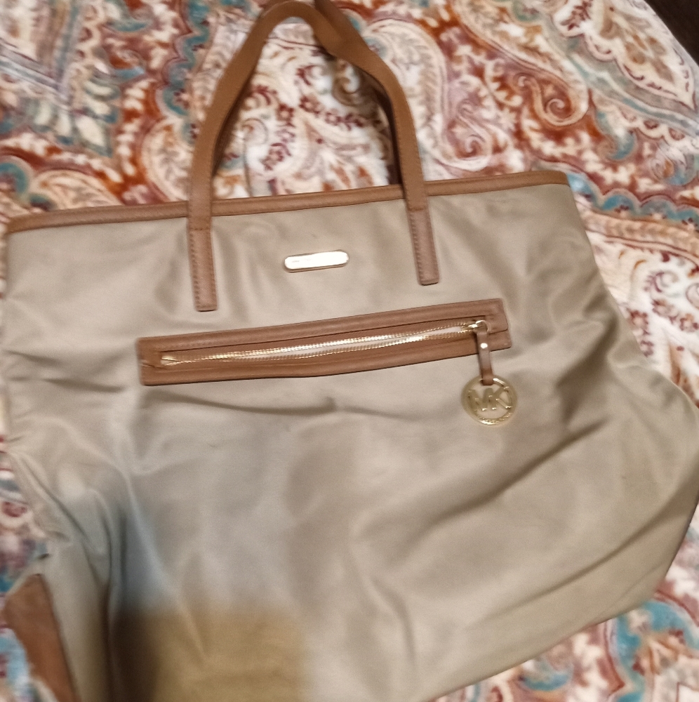 Tan Michael Kors tote